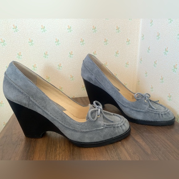 New Michael Kors Wendi Moccasin Pumps in Grey, Size 8 1/2 - Picture 2 of 9